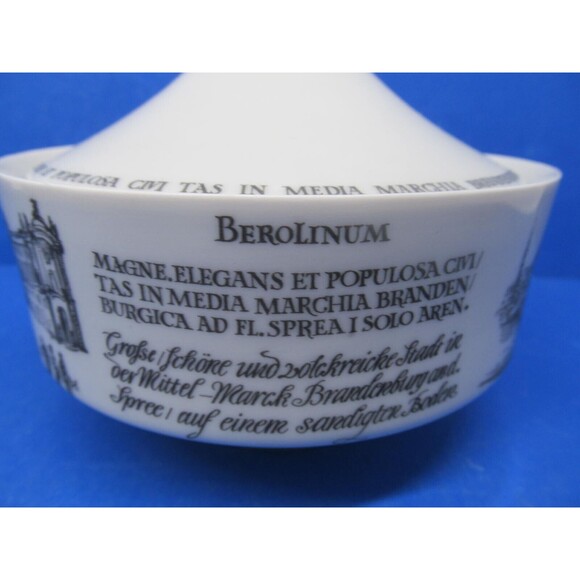 Unterweissbach Mid Century Porcelain 5 1/2" D Covered Bowl 18th Century Scenes - Picture 4 of 16